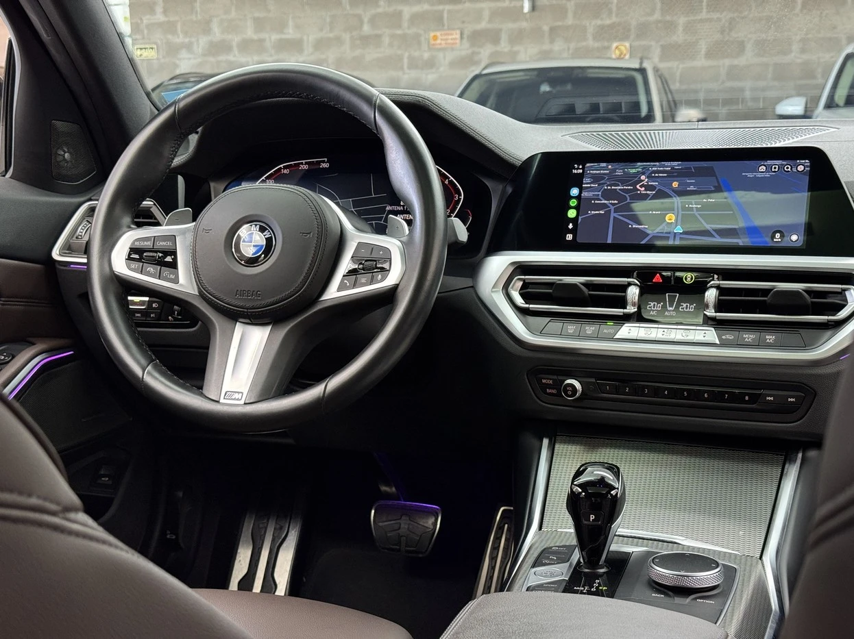 BMW 320I