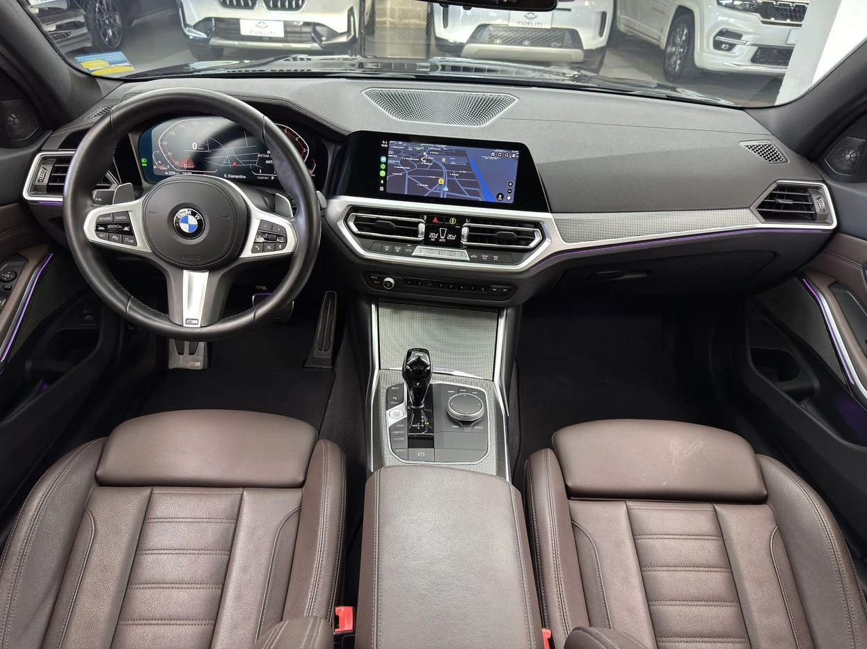 BMW 320I