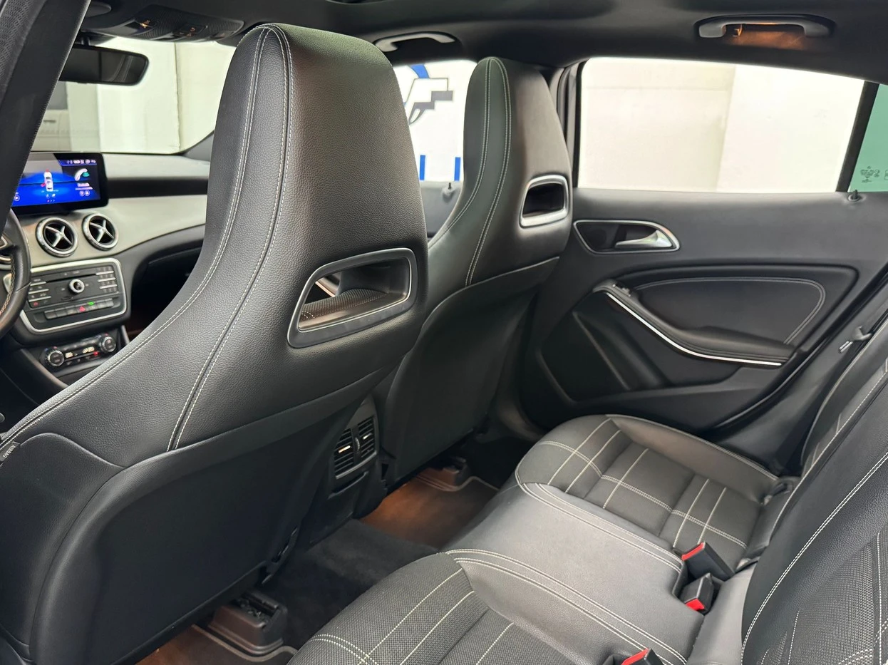 MERCEDES-BENZ GLA 250