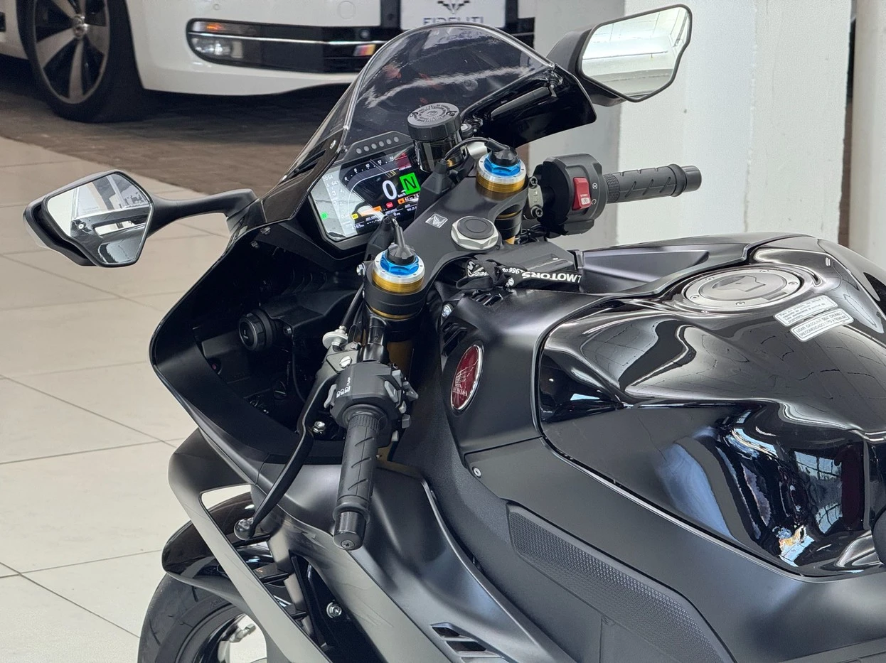 HONDA CBR 1000RR FIREBLADE