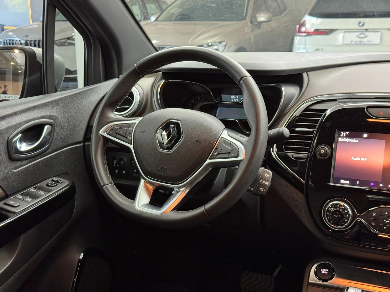 RENAULT CAPTUR