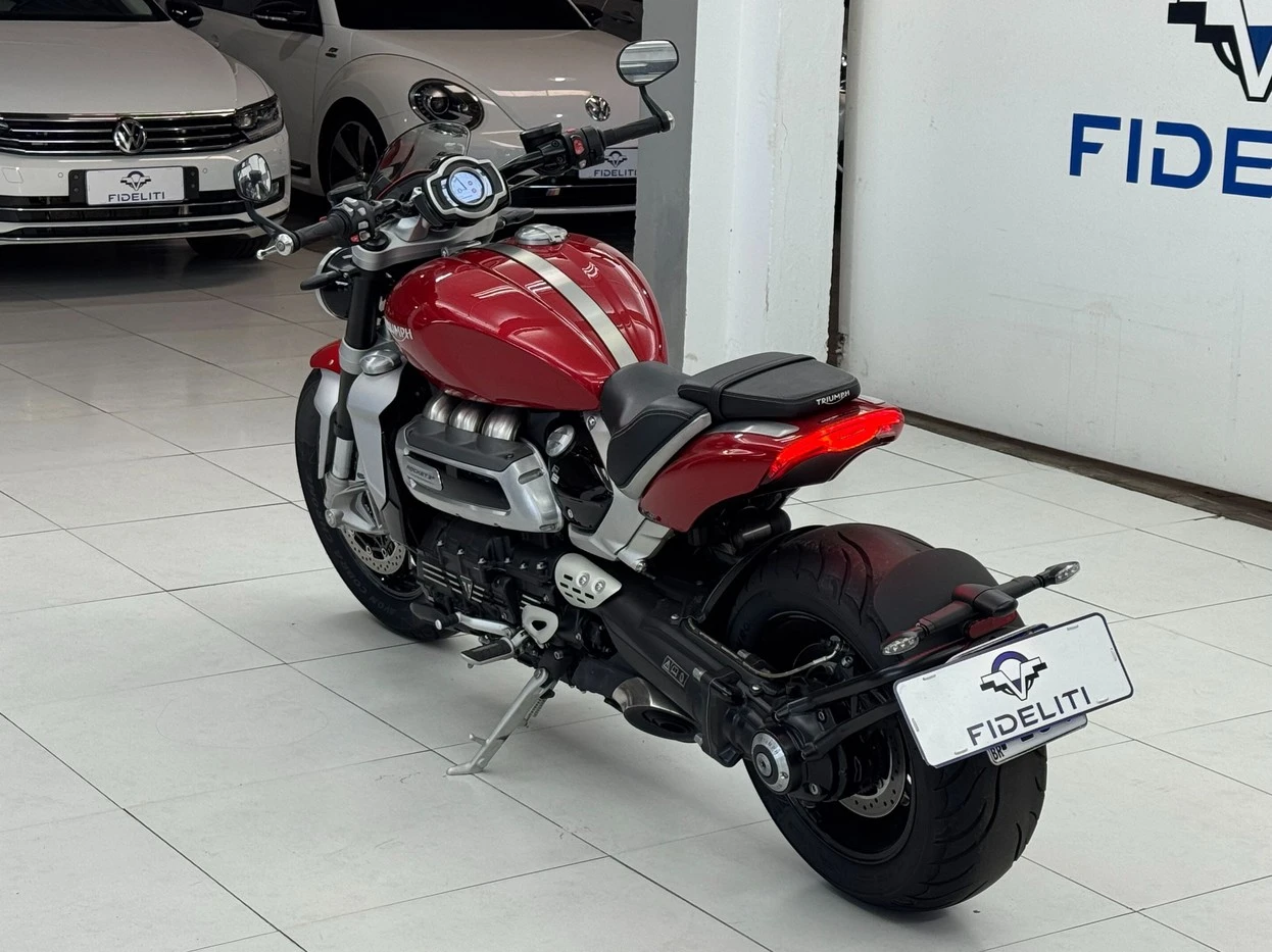TRIUMPH ROCKET III R