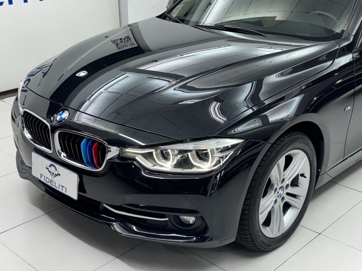 BMW 320I