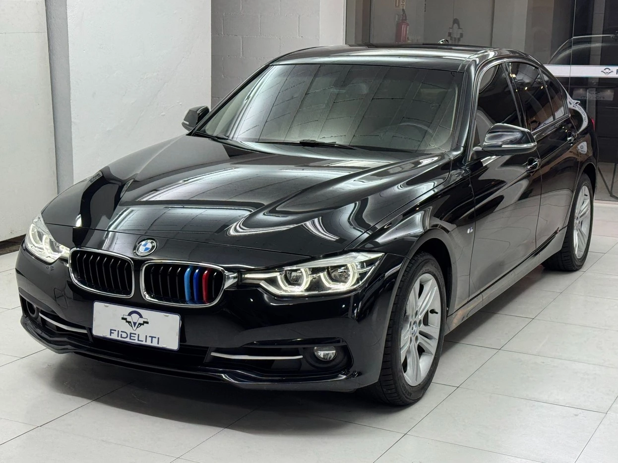 BMW 320I