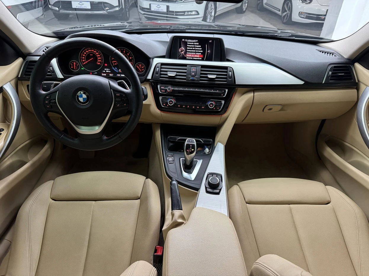 BMW 320I