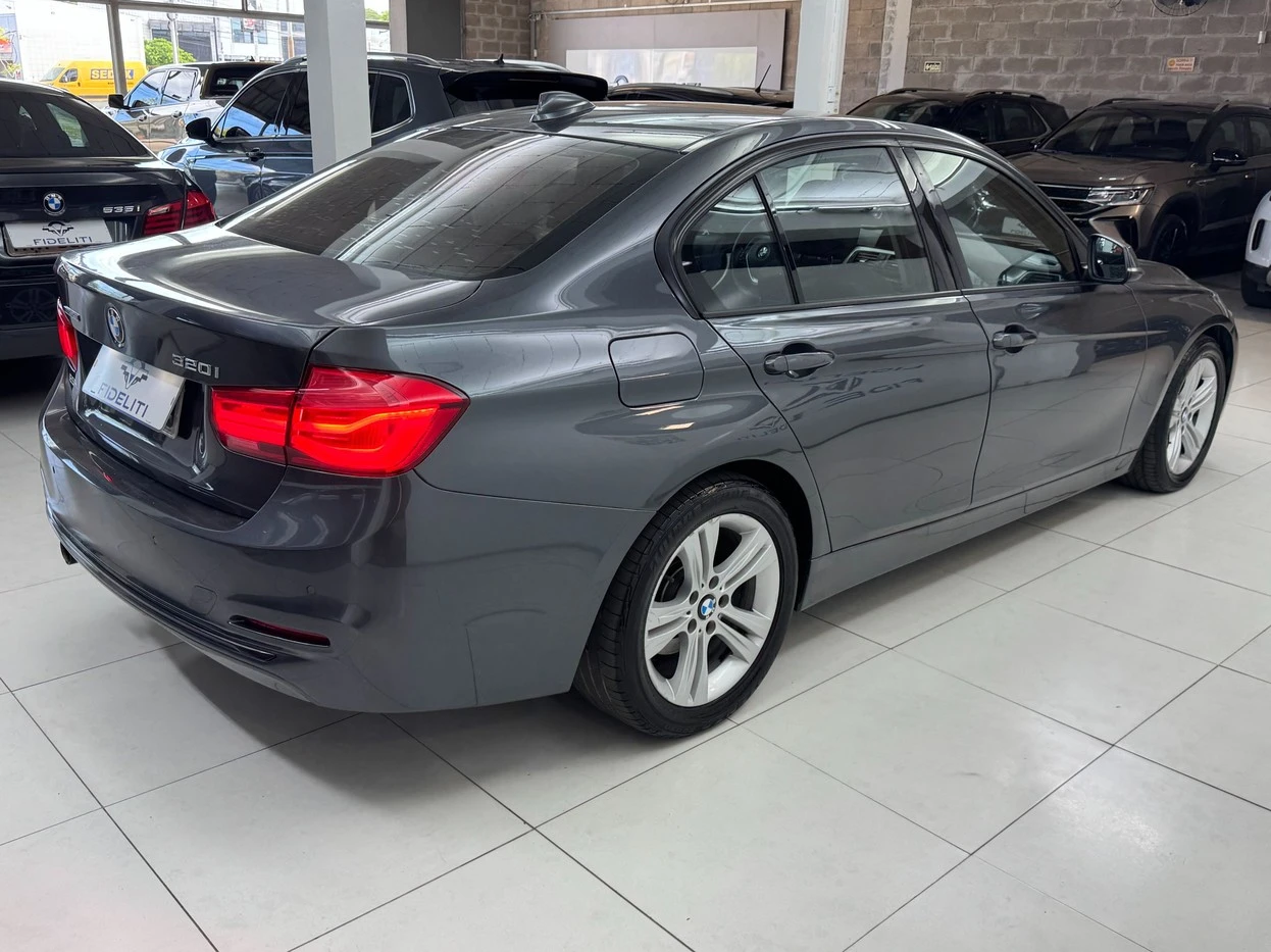 BMW 320i
