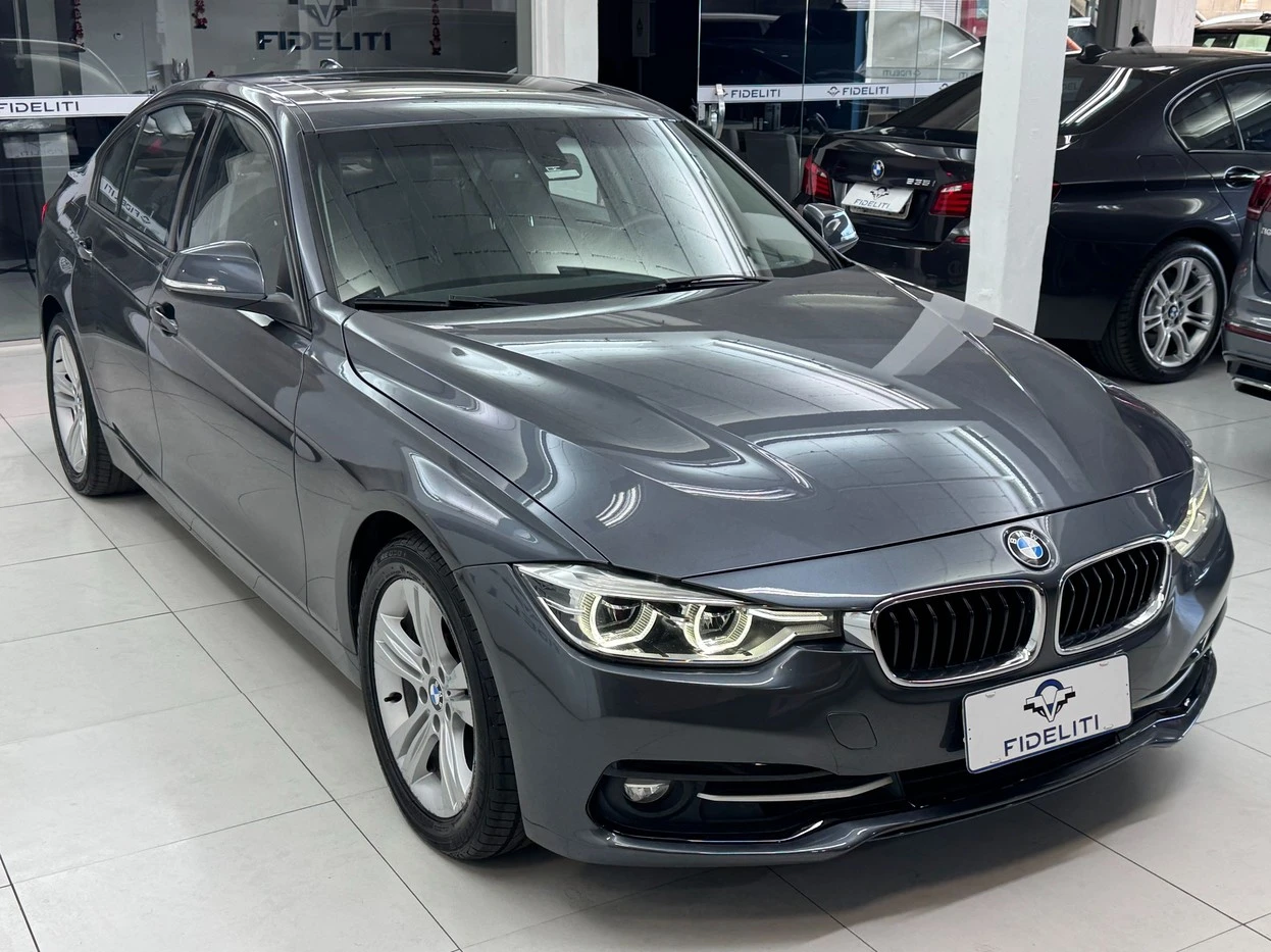 BMW 320i