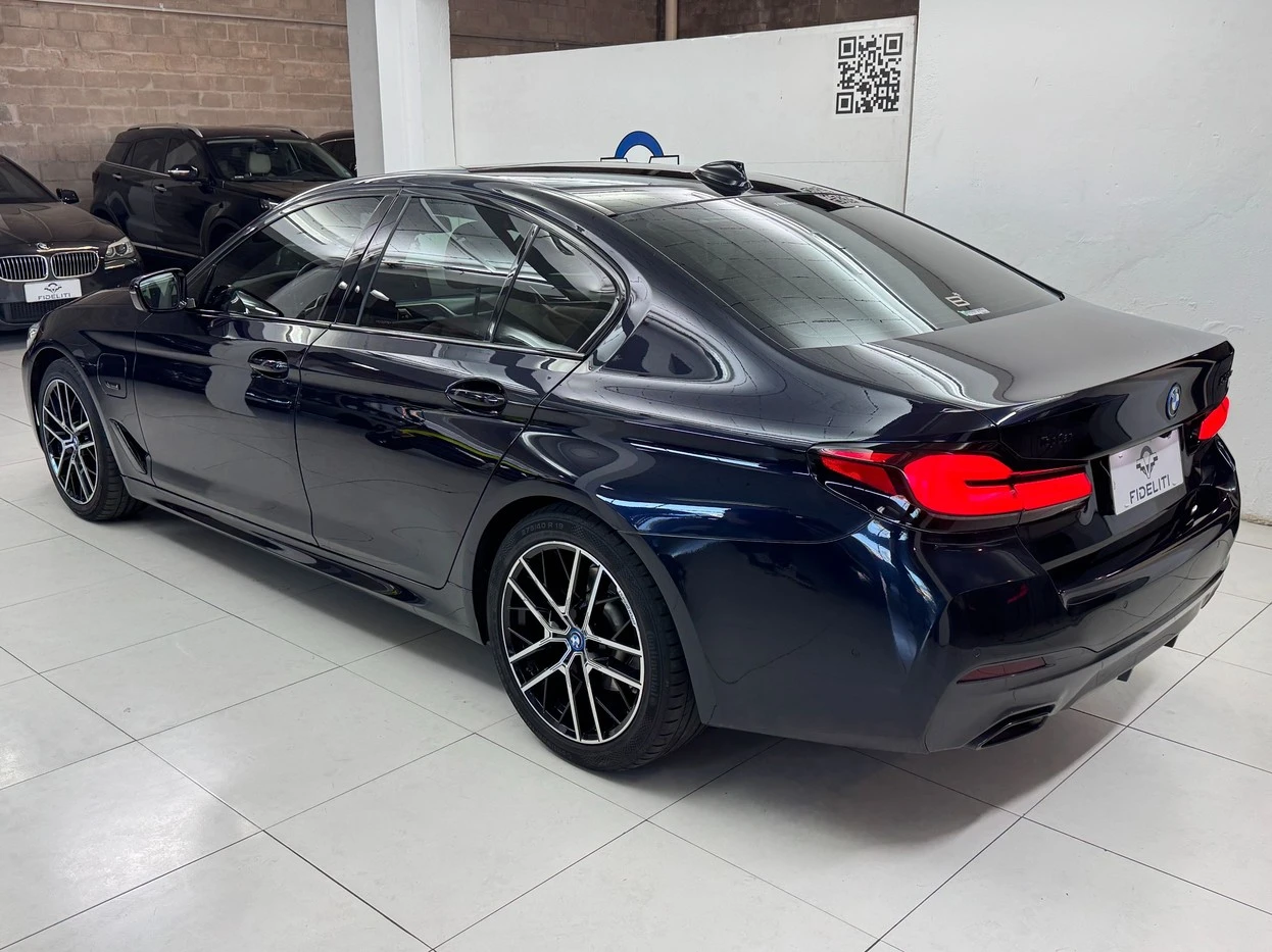 BMW 530e