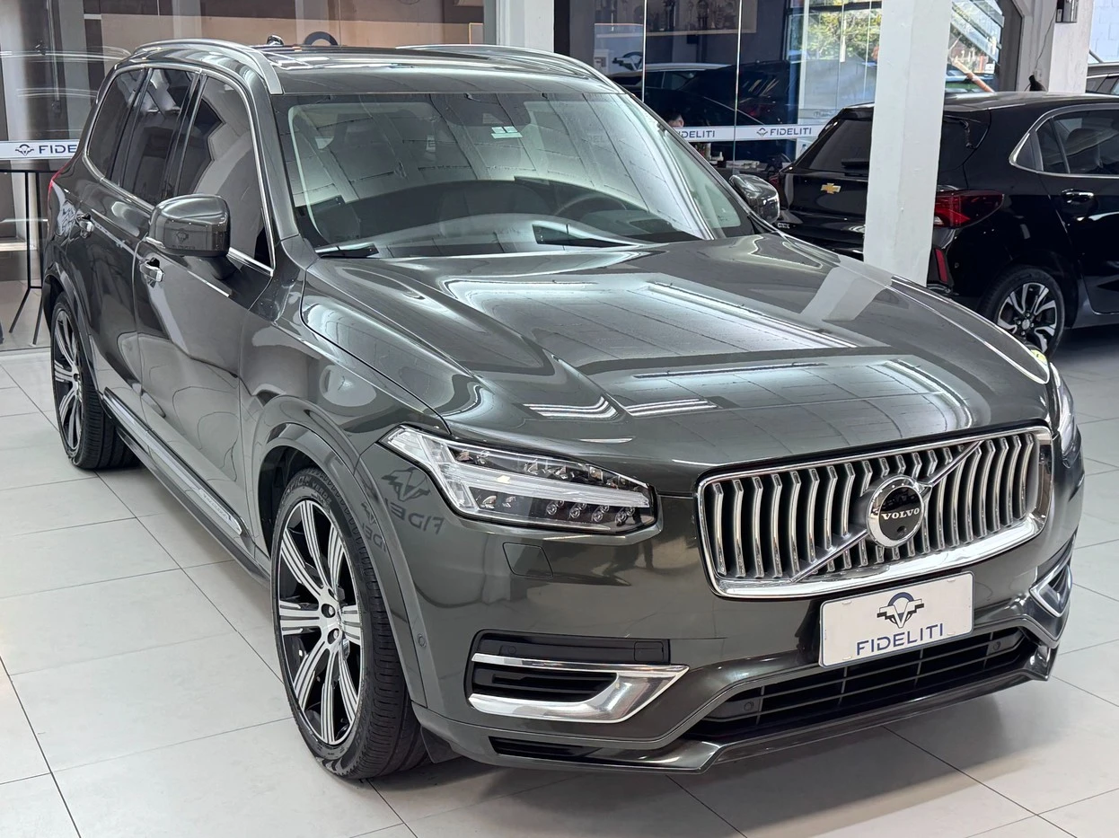 VOLVO XC90