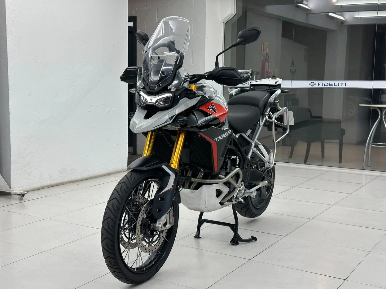 TRIUMPH TIGER 900 RALLY PRO
