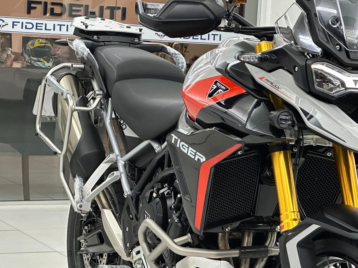 TRIUMPH TIGER 900 RALLY PRO