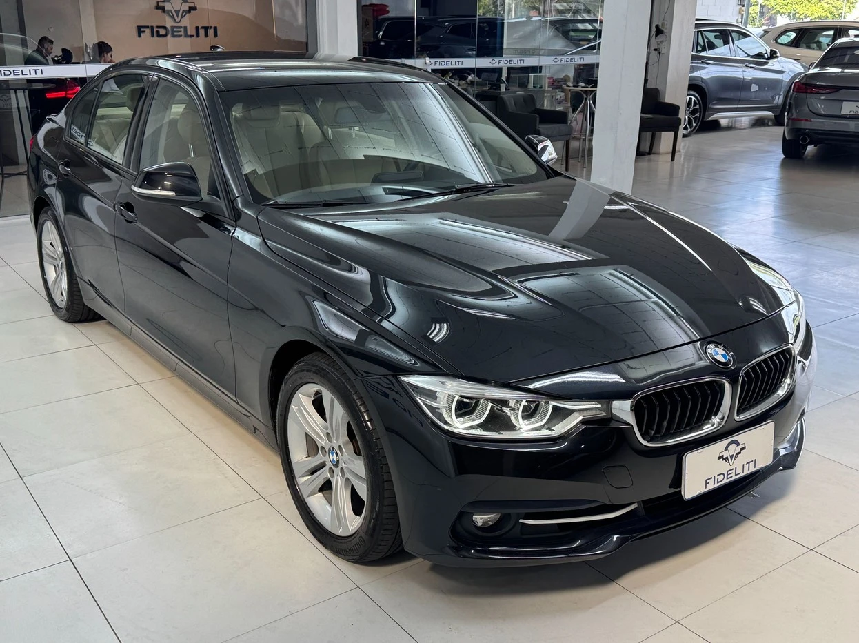 BMW 320i