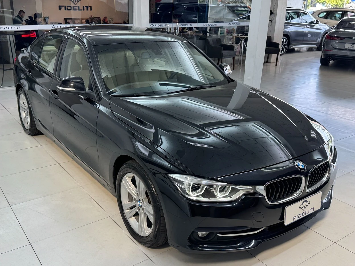 BMW 320i