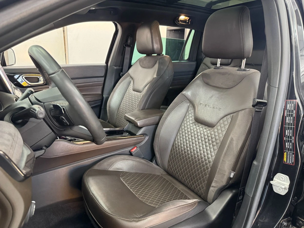JEEP COMMANDER