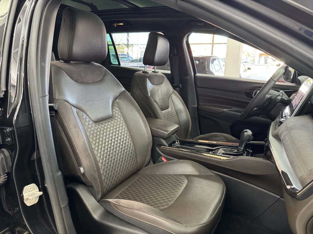 JEEP COMMANDER