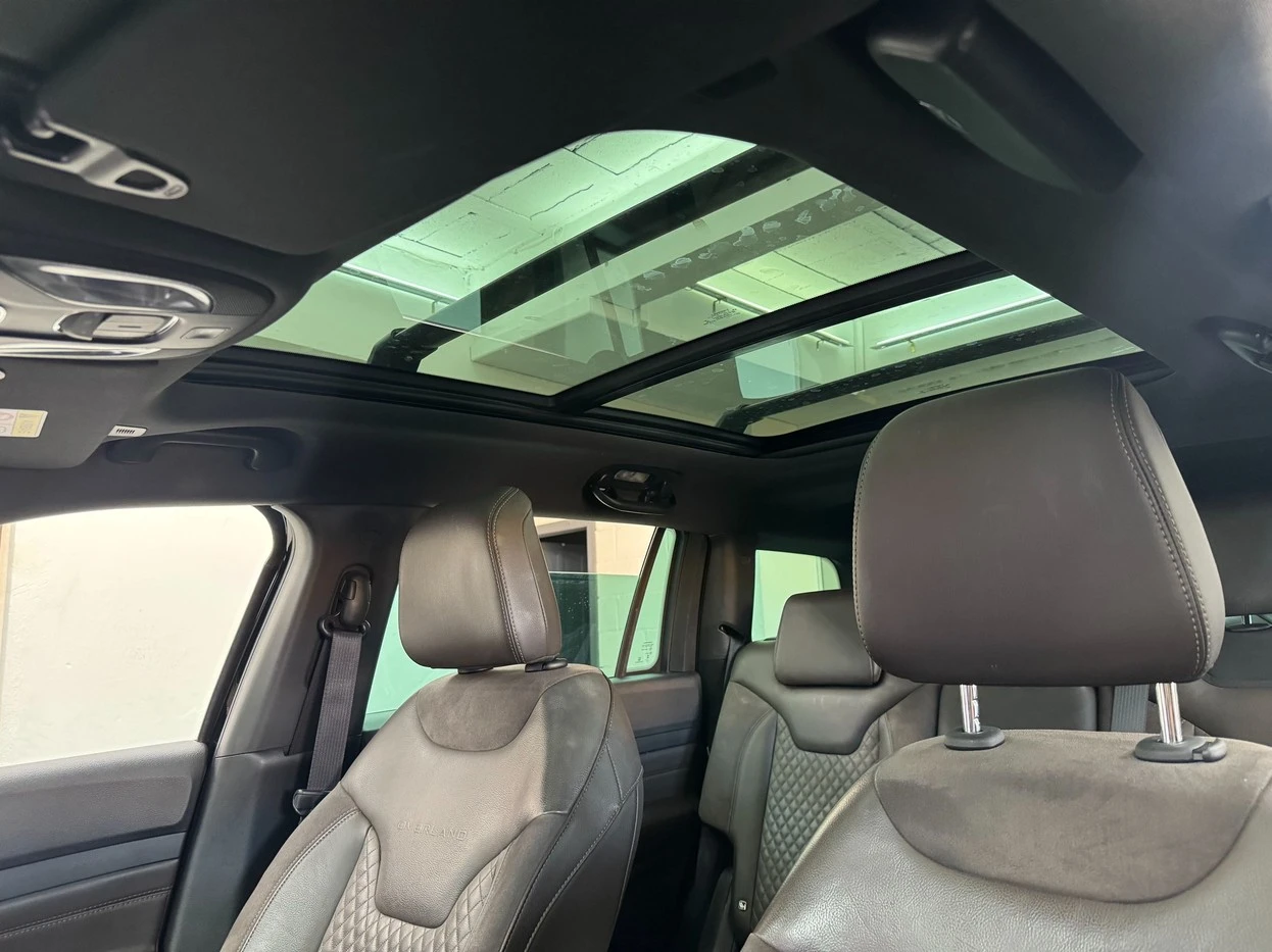 JEEP COMMANDER