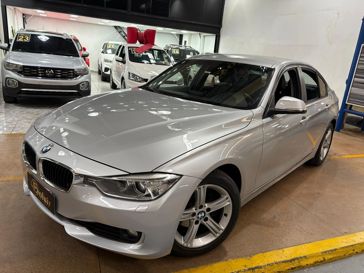 BMW 320I
