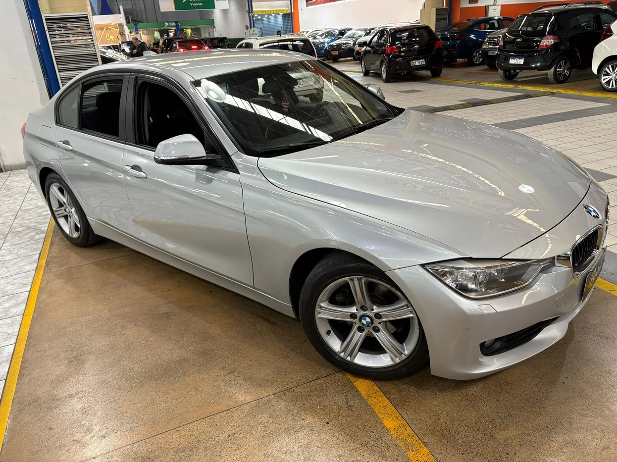 BMW 320I