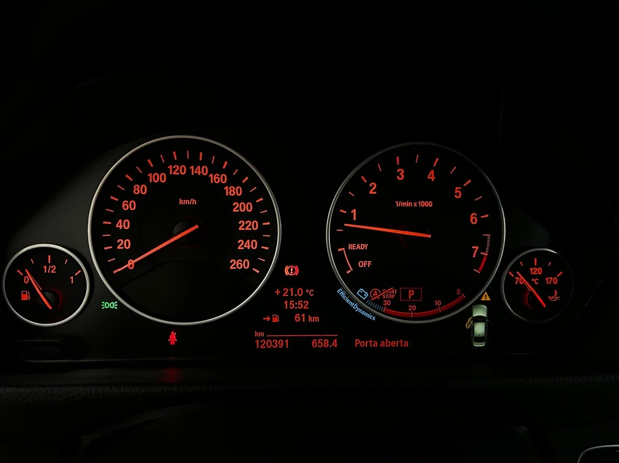 BMW 320I