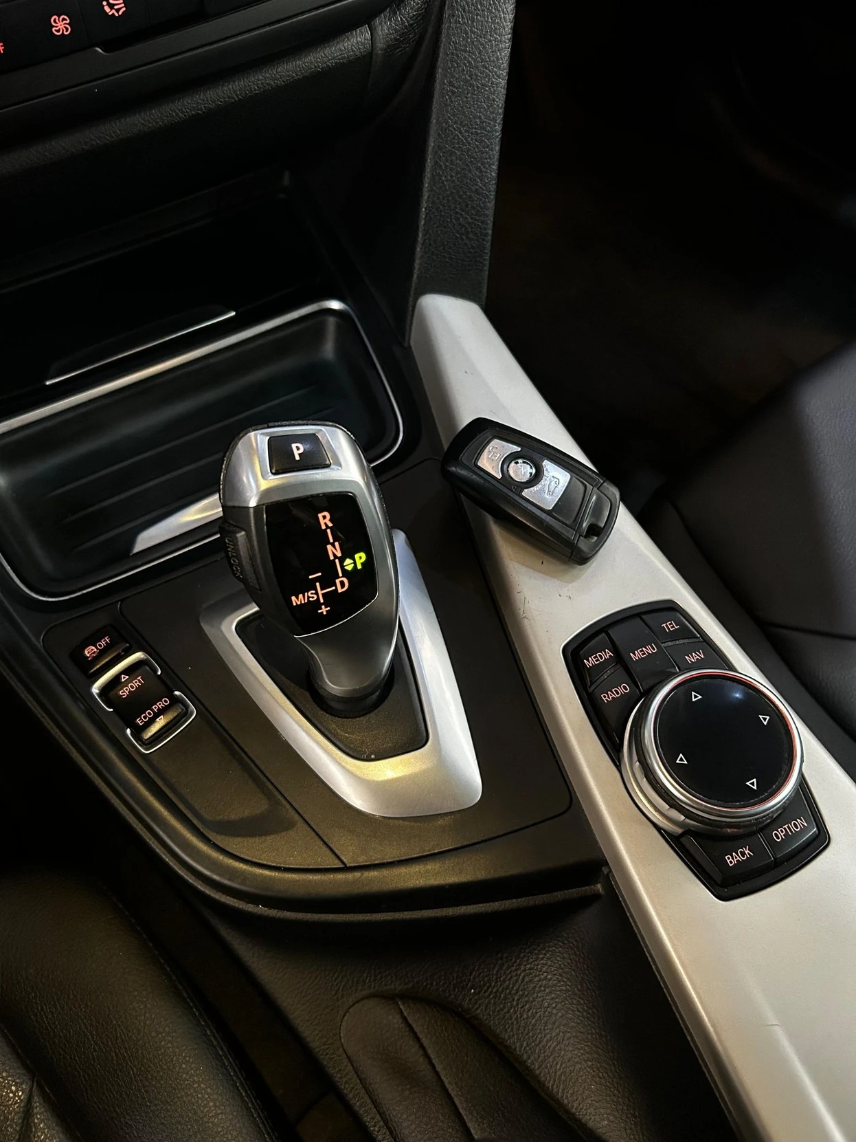 BMW 320I