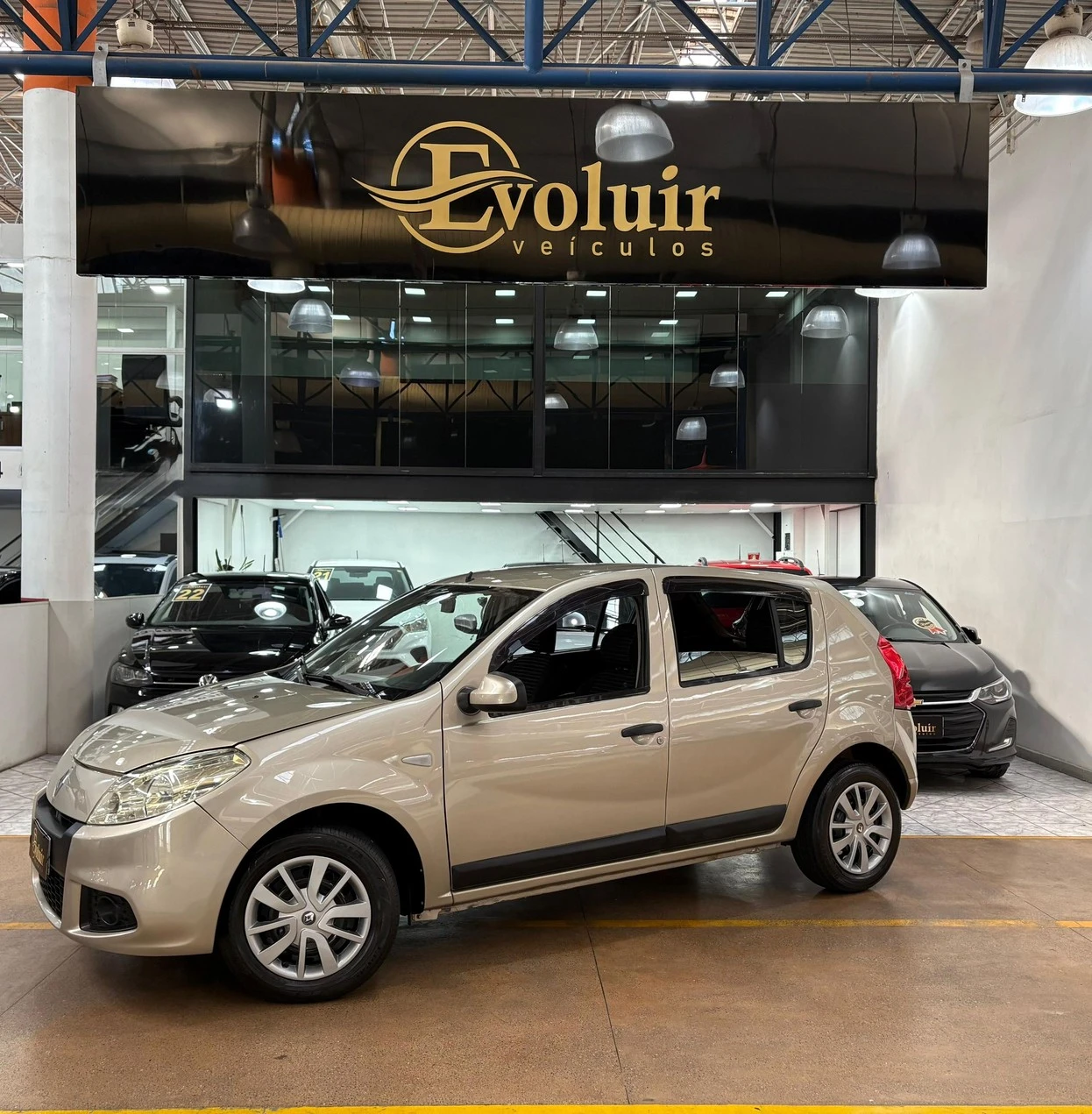 RENAULT SANDERO