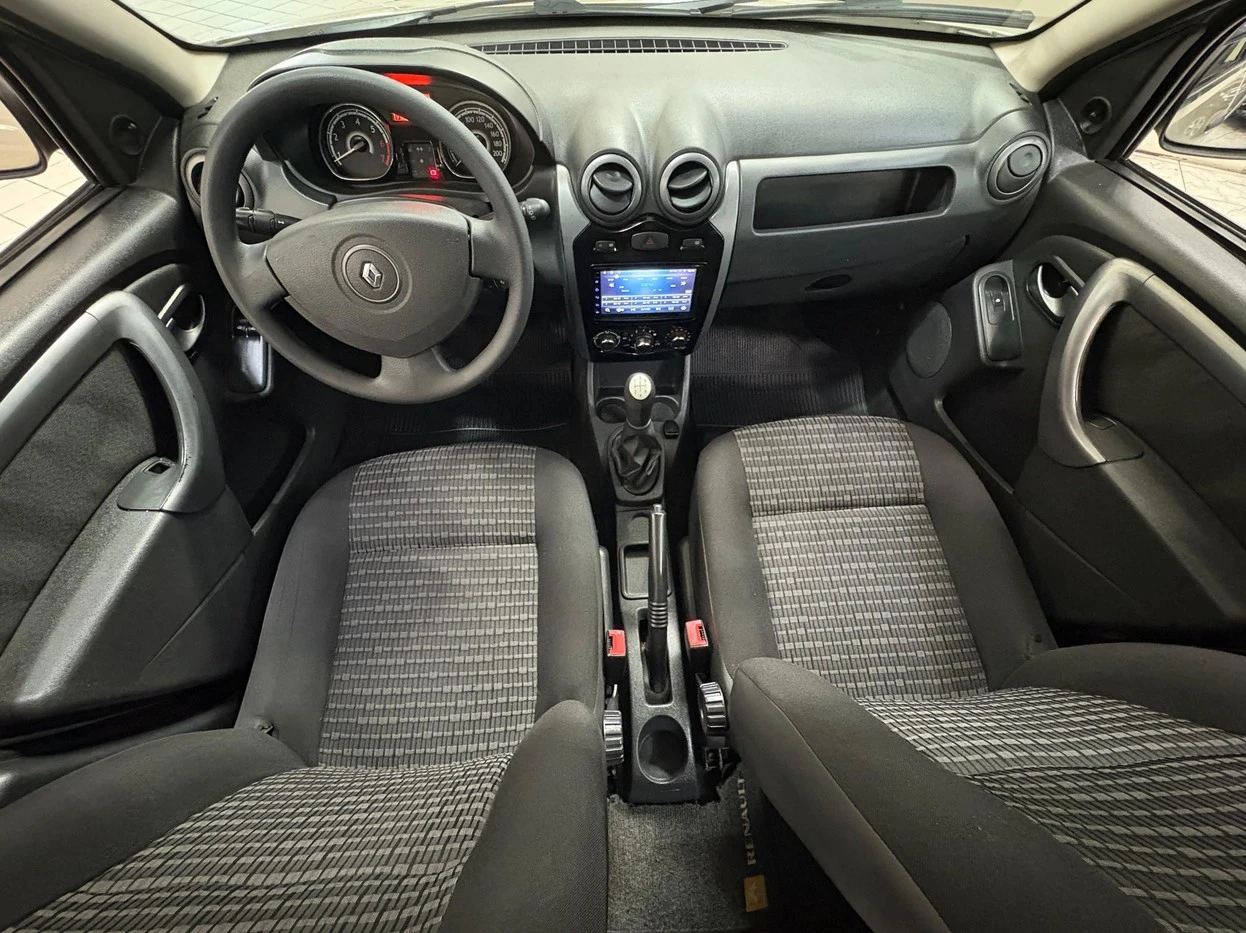 RENAULT SANDERO