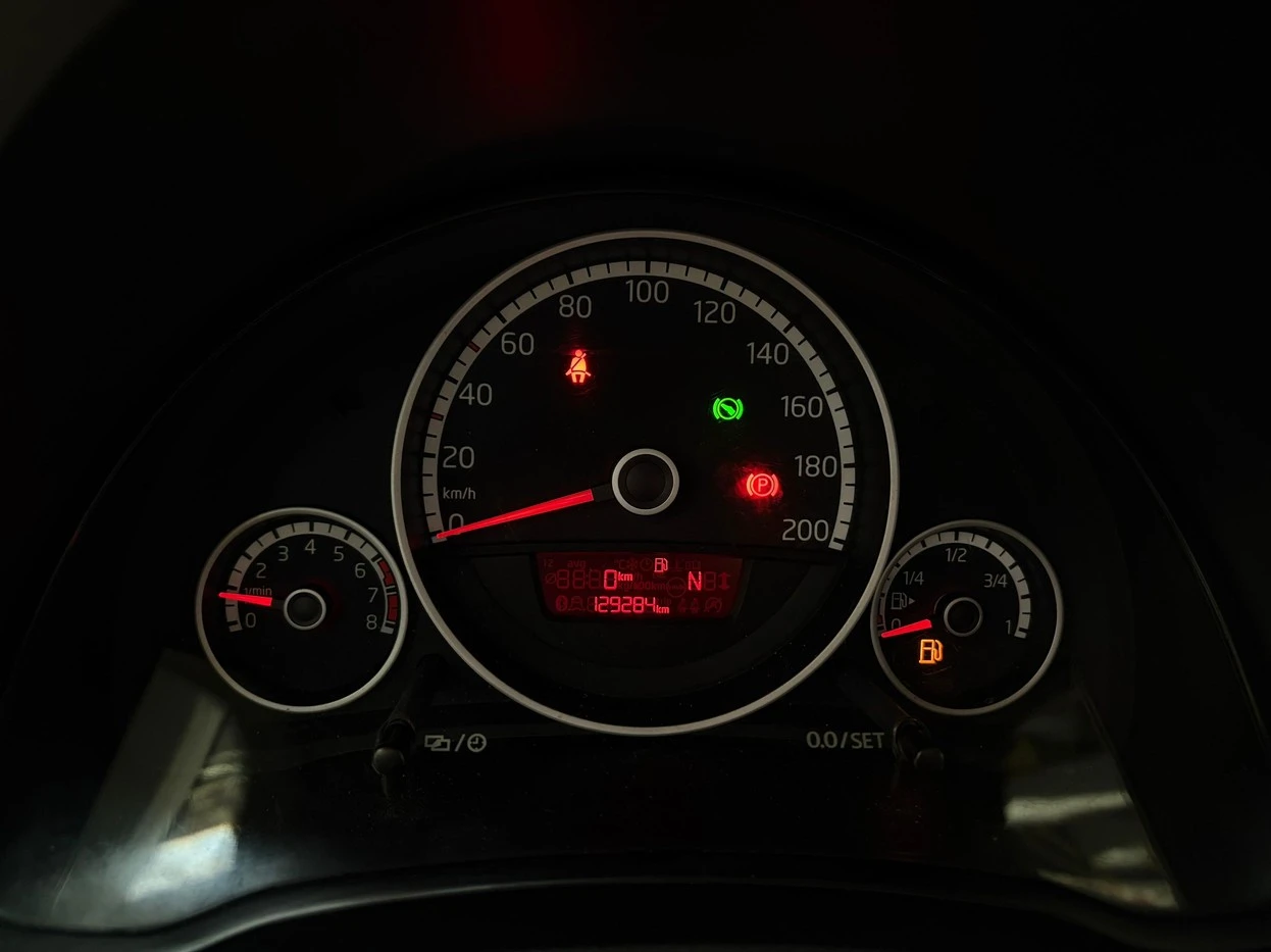 VOLKSWAGEN CROSS UP
