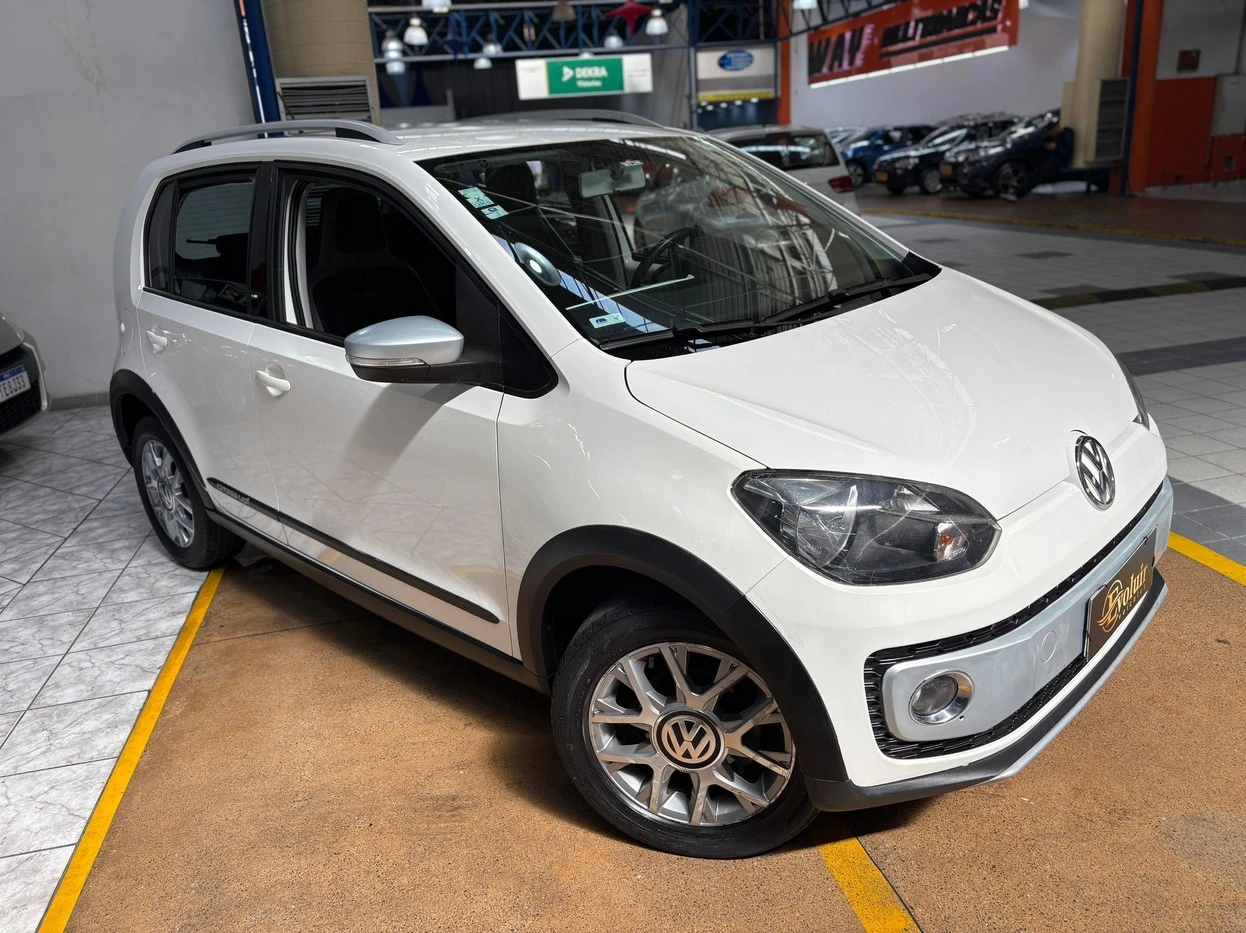 VOLKSWAGEN CROSS UP