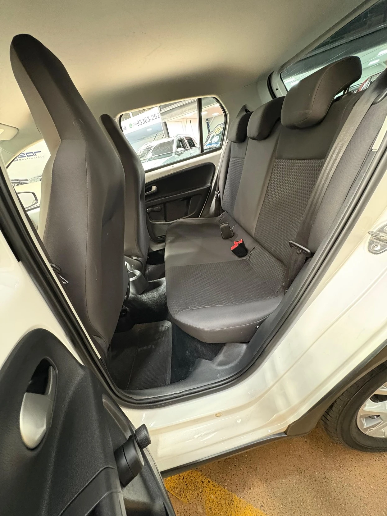 VOLKSWAGEN CROSS UP