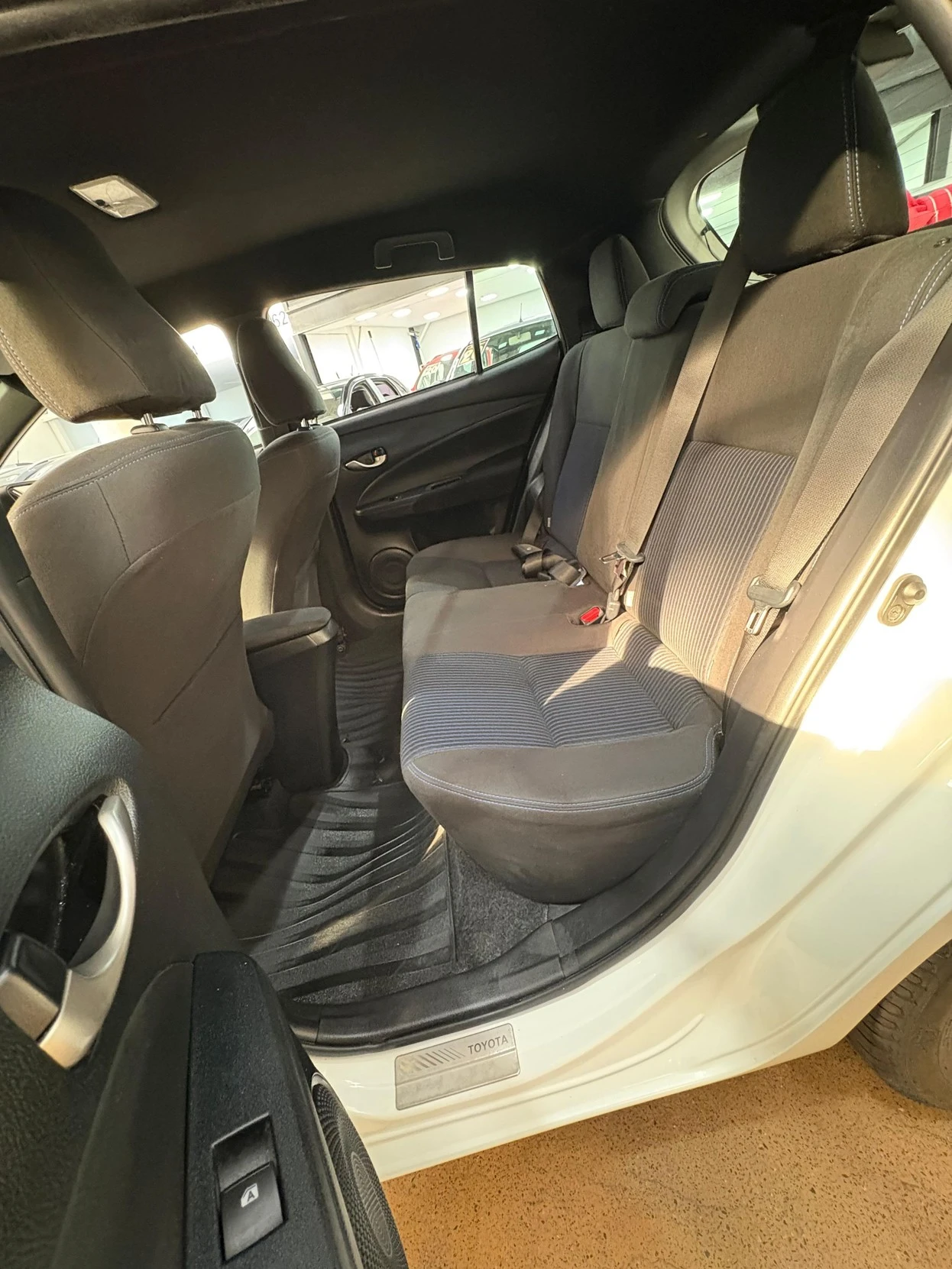 TOYOTA YARIS
