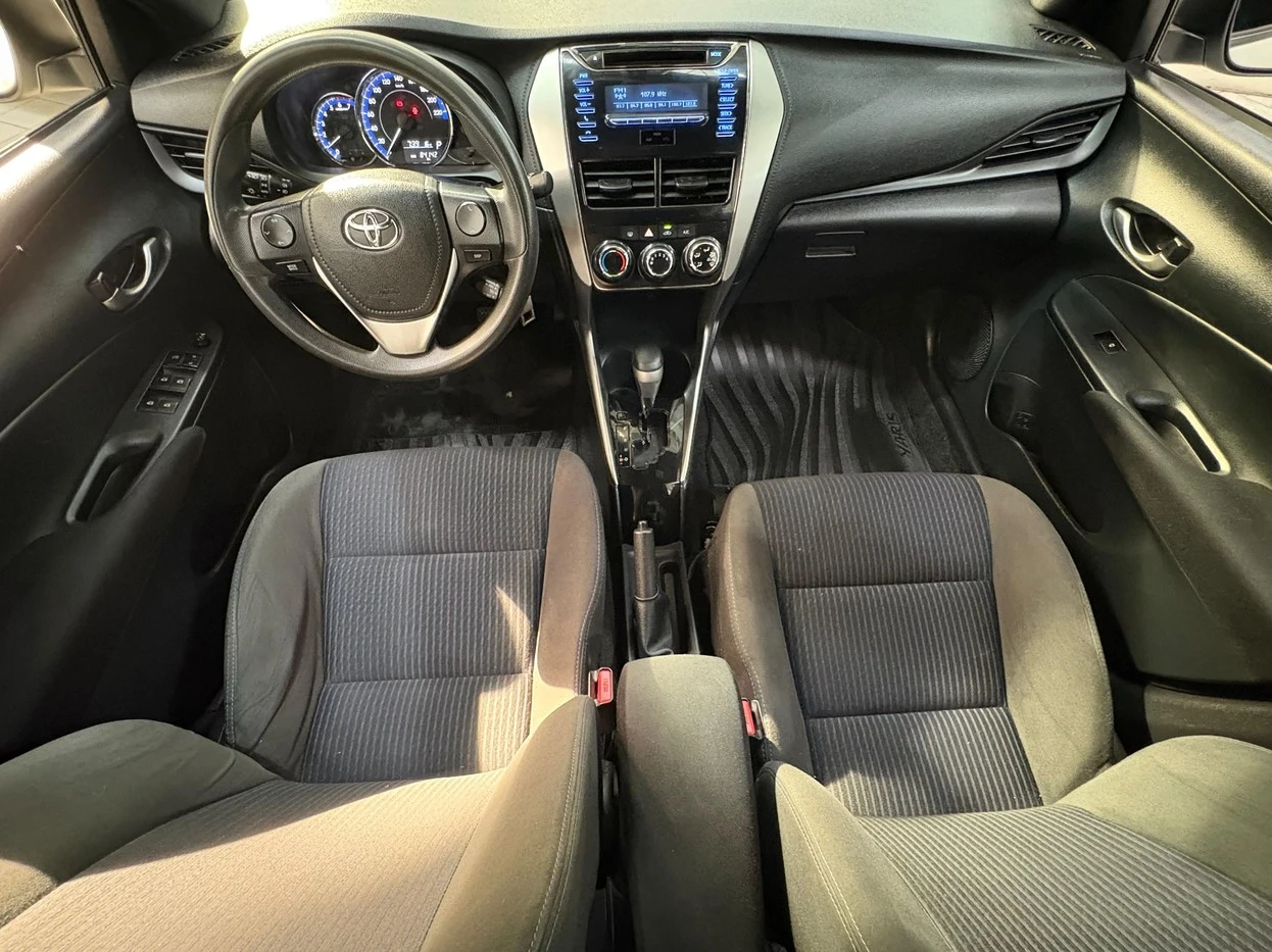 TOYOTA YARIS