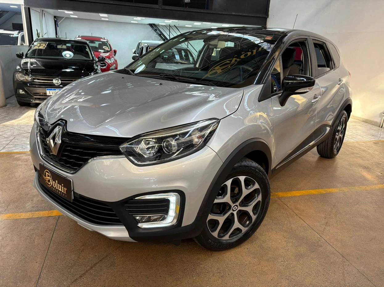RENAULT CAPTUR