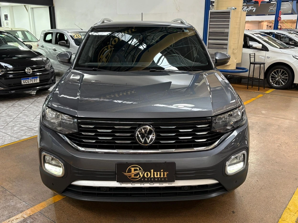 VOLKSWAGEN T-CROSS