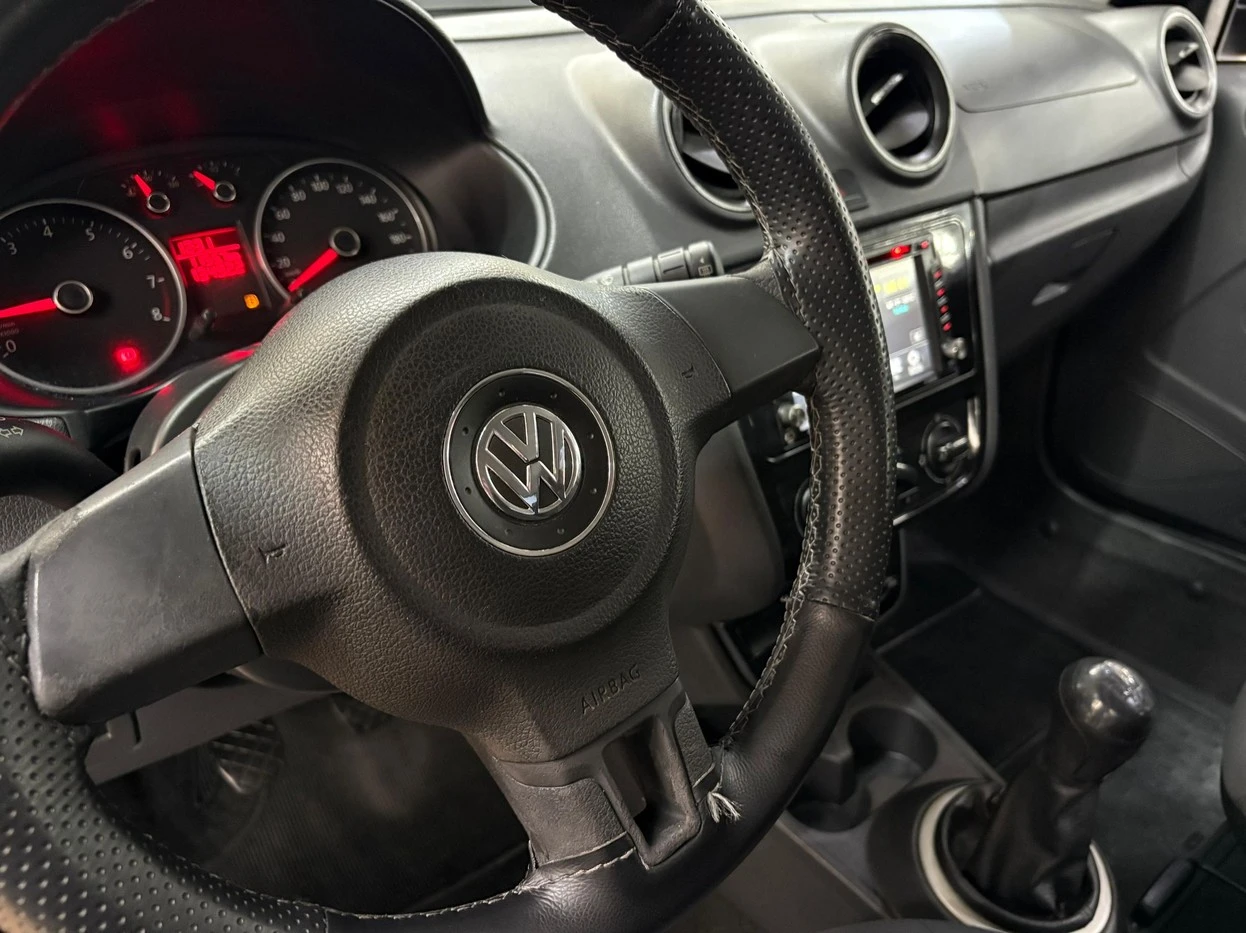 VOLKSWAGEN GOL