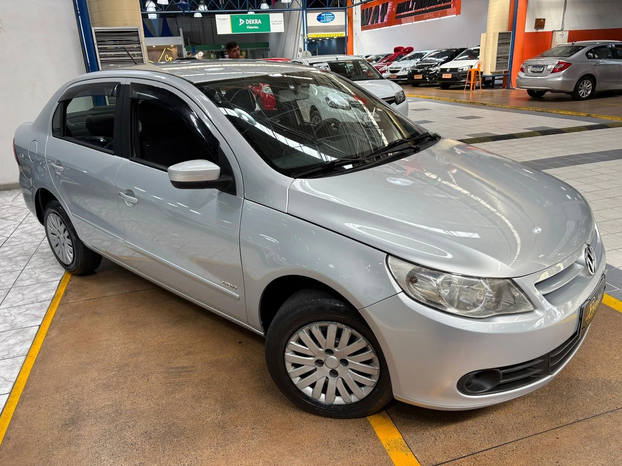 VOLKSWAGEN VOYAGE