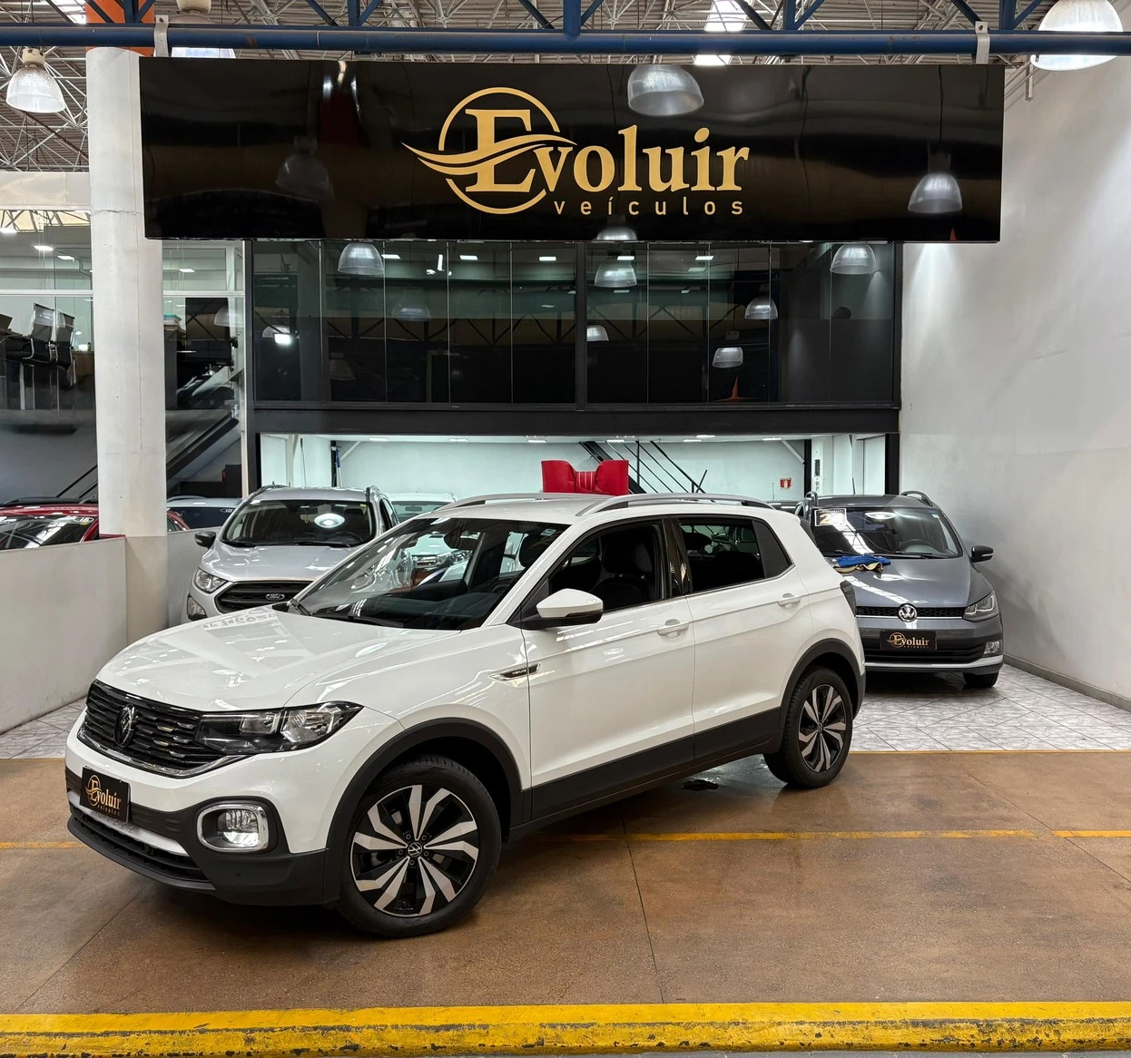VOLKSWAGEN T-CROSS