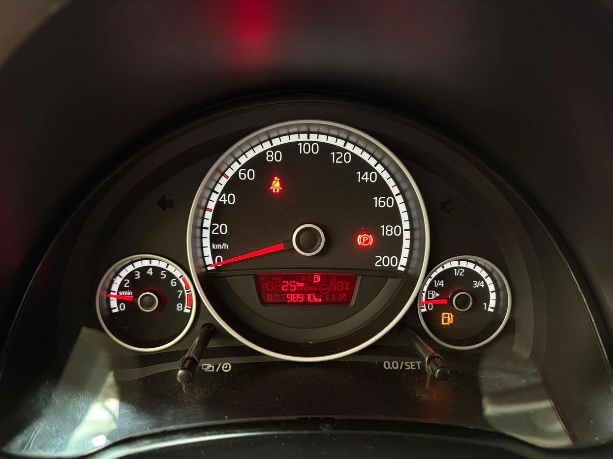 VOLKSWAGEN CROSS UP