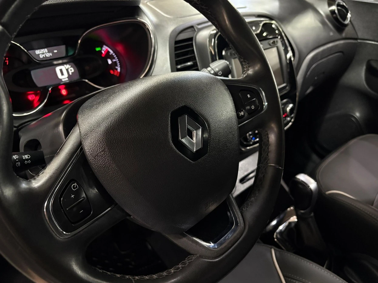 RENAULT CAPTUR