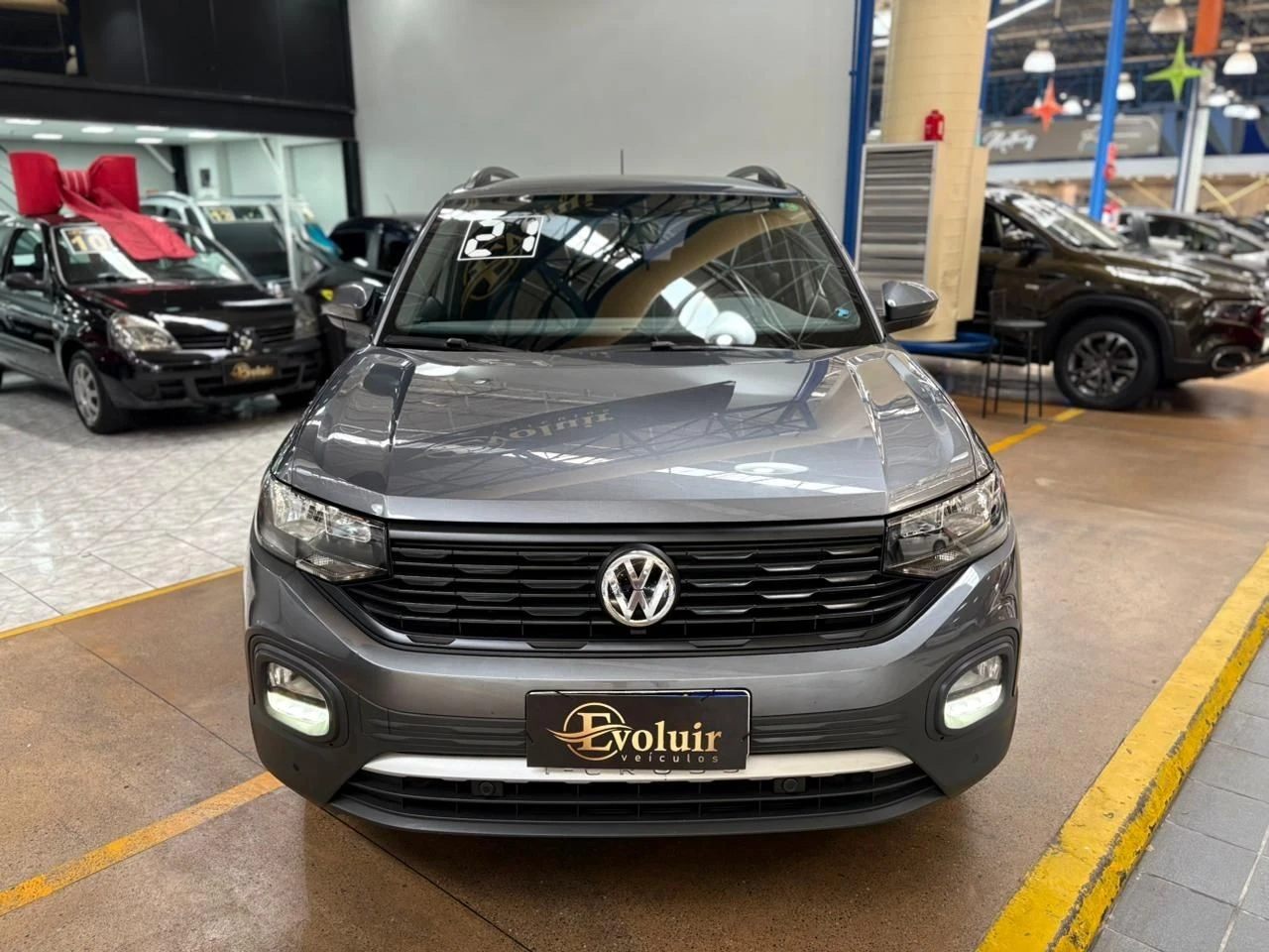 VOLKSWAGEN T-CROSS
