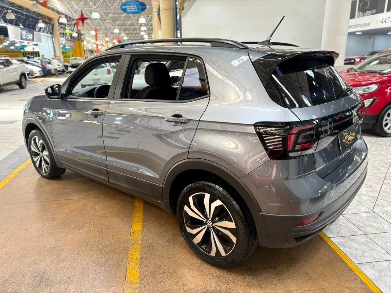 VOLKSWAGEN T-CROSS