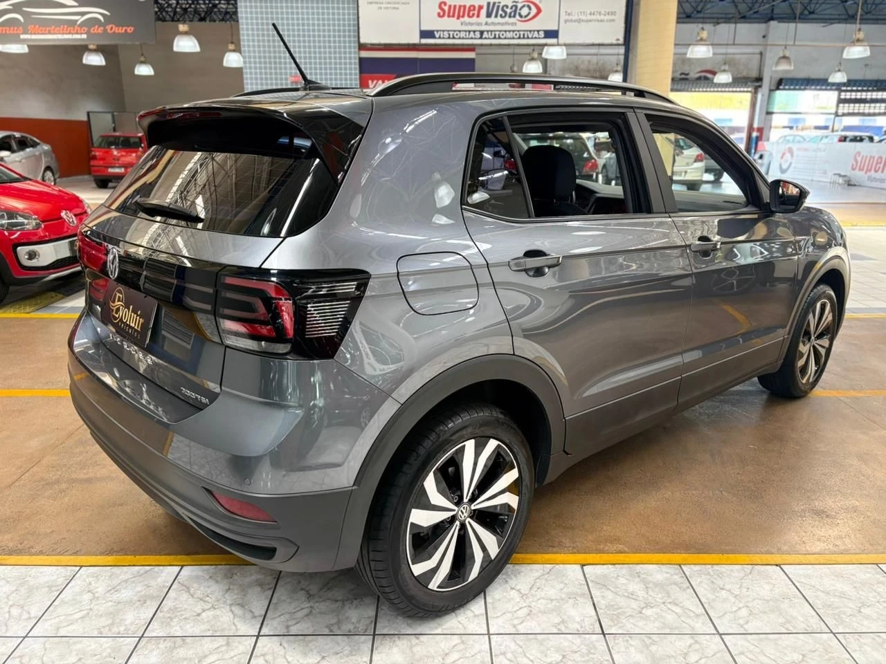 VOLKSWAGEN T-CROSS