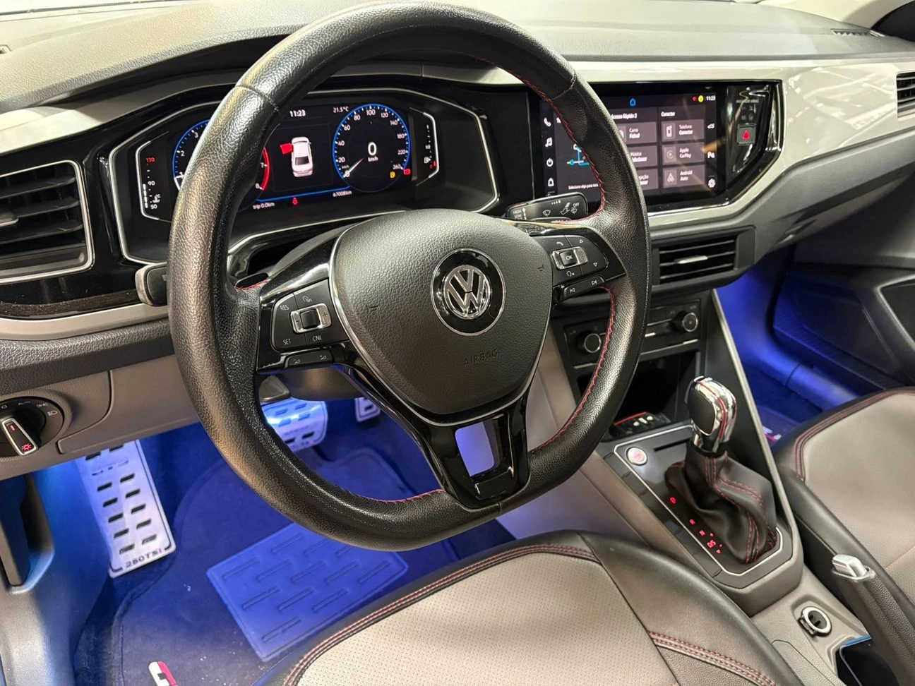 VOLKSWAGEN VIRTUS