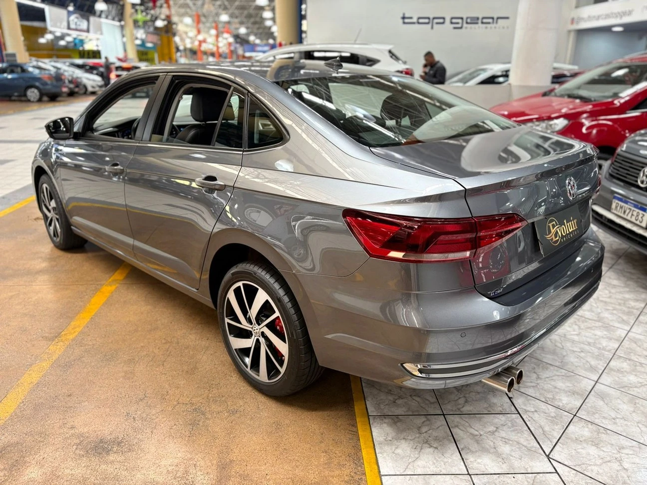 VOLKSWAGEN VIRTUS