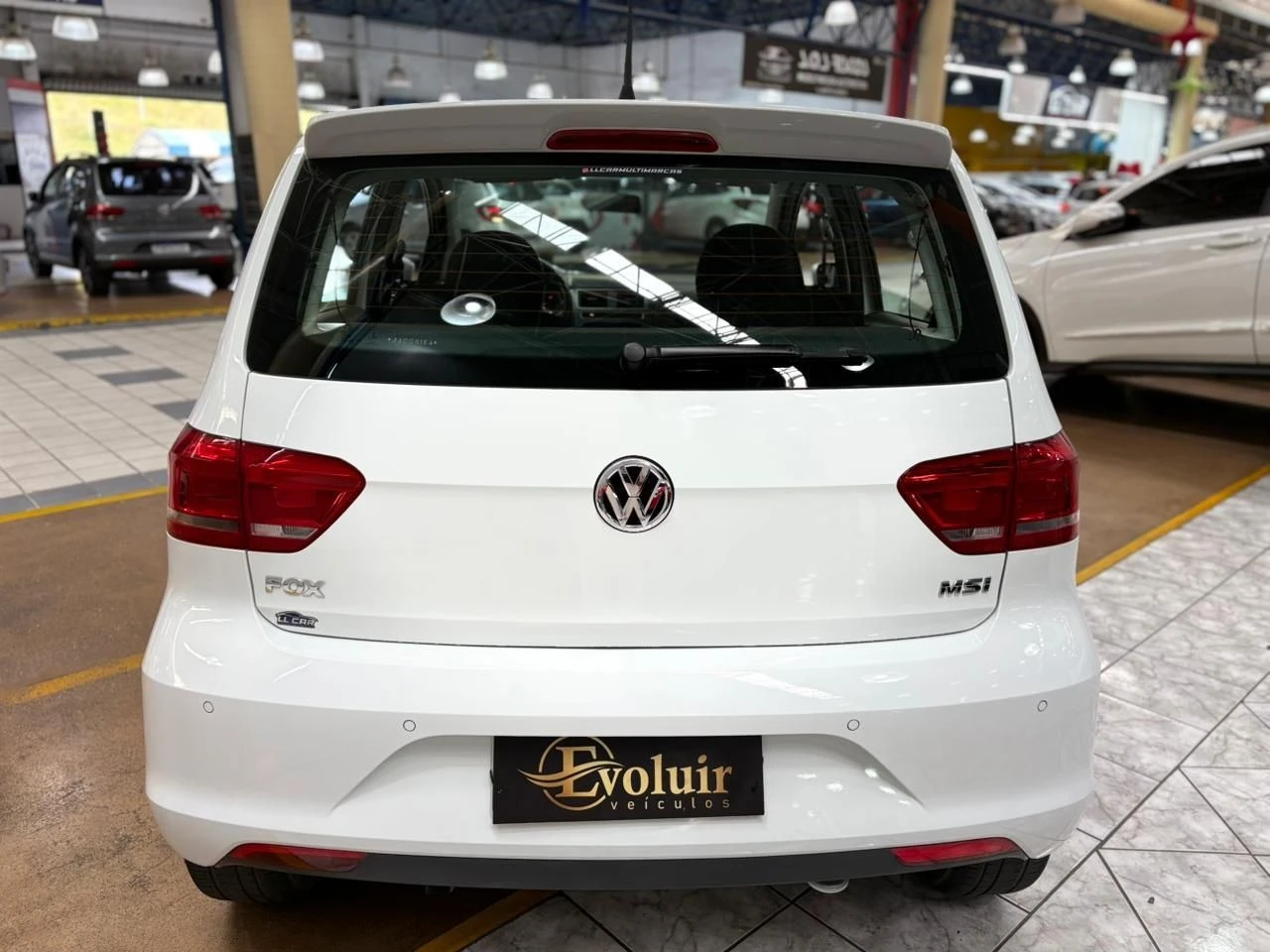 VOLKSWAGEN FOX