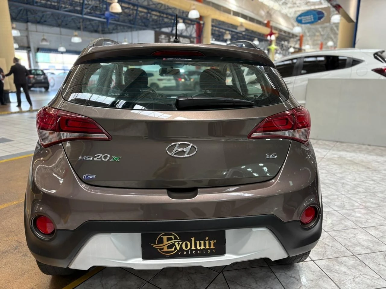 HYUNDAI HB20X