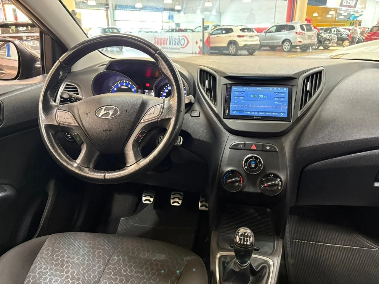 HYUNDAI HB20X