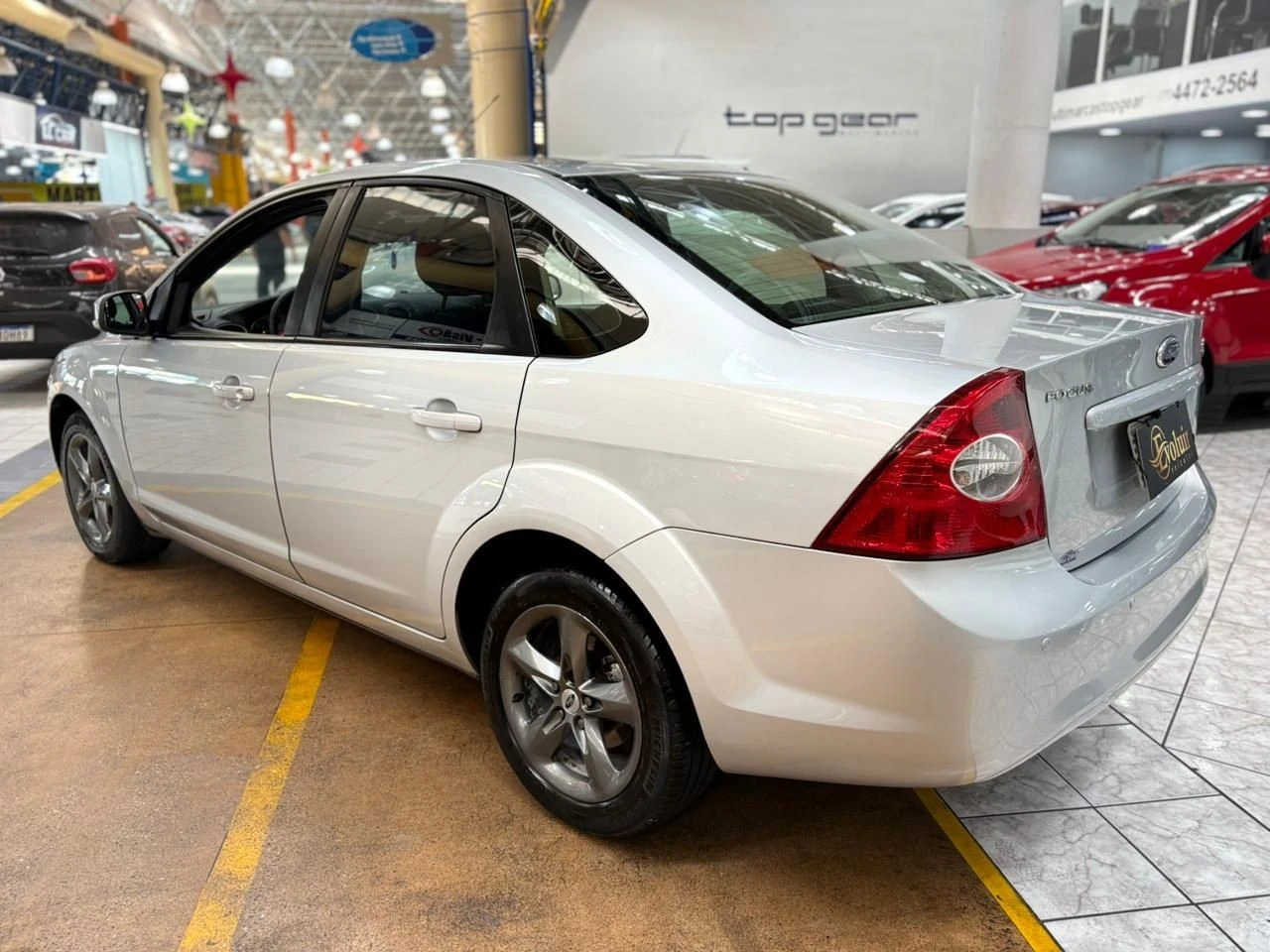 FORD FOCUS