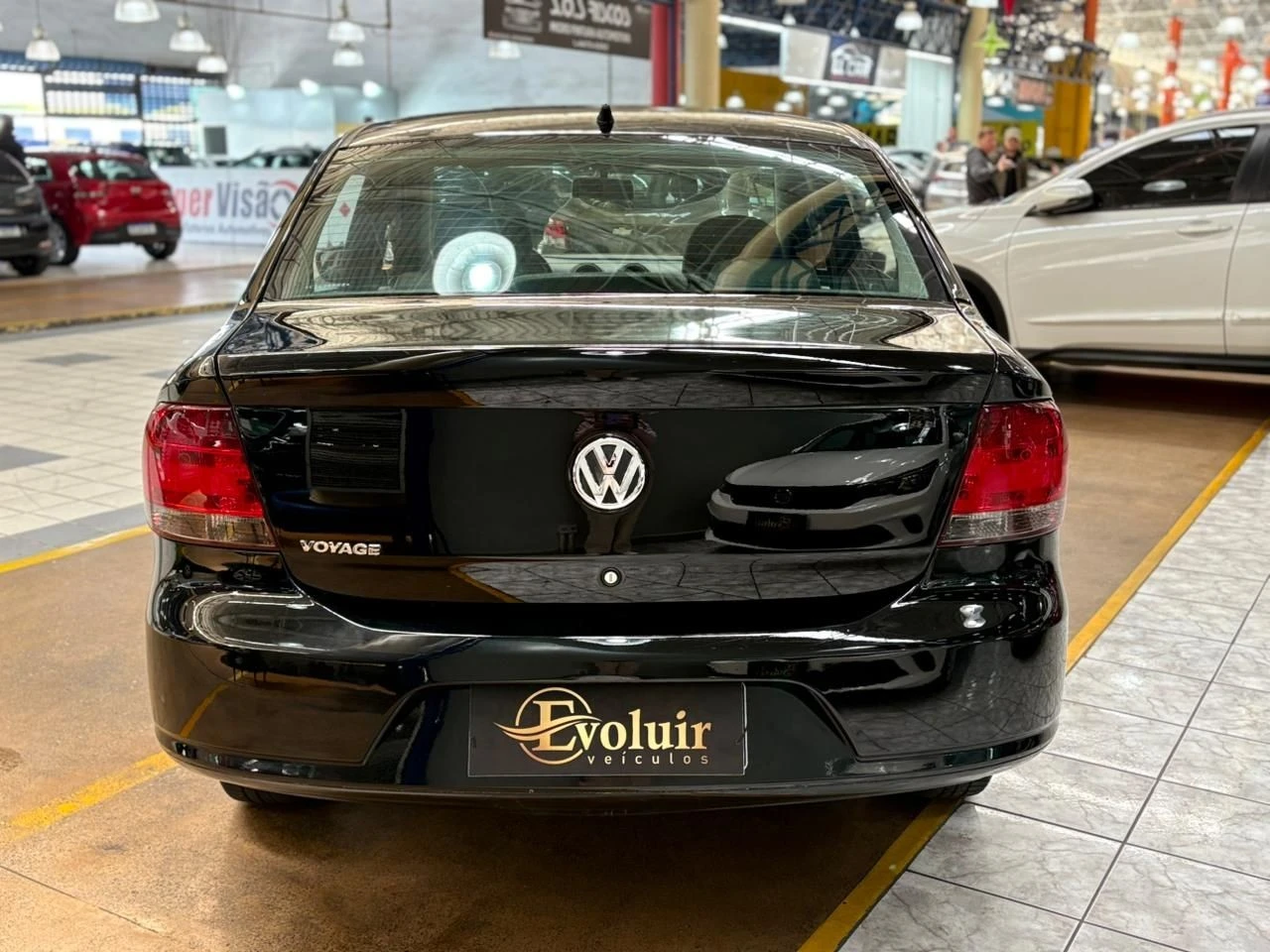 VOLKSWAGEN VOYAGE