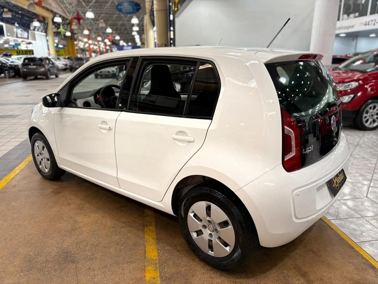 VOLKSWAGEN UP