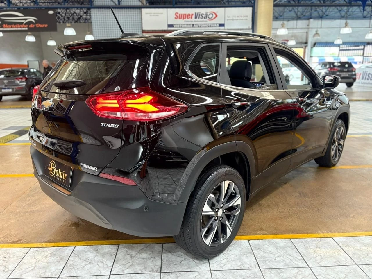 CHEVROLET TRACKER